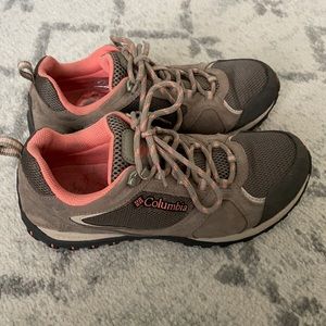 Columbia Hiking Shoes, Size 8.5